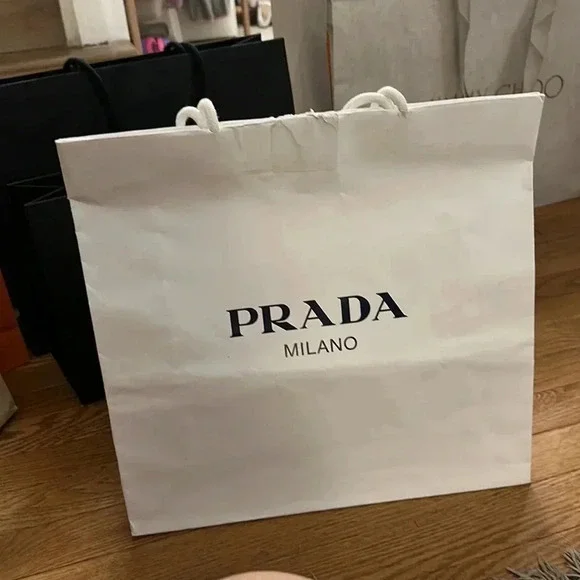 PRADA  PAPER BAG - Picture 3 of 3